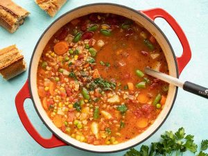 سوپ جو با سبزیجات