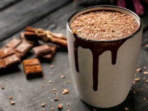 شکلات داغ با شیرین کننده طبیعی
